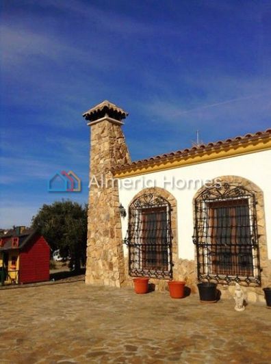 Image No.13-6 Bed Villa for sale