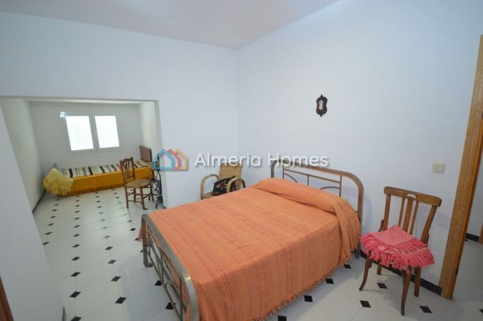 Image No.12-Maison de ville de 6 chambres à vendre à Partaloa