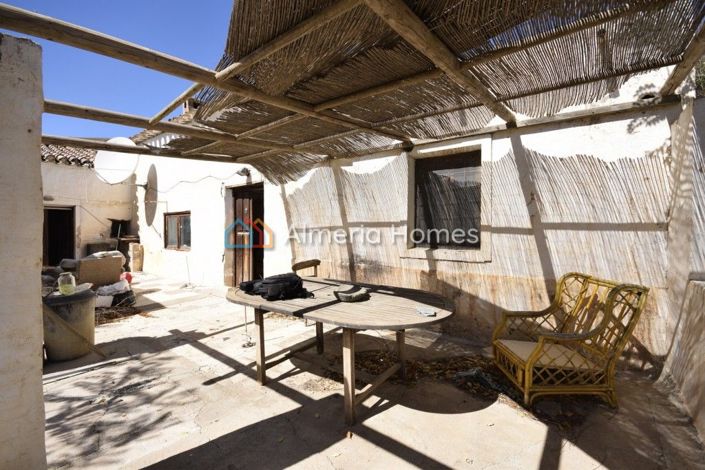 Image No.8-4 Bed Country House for sale