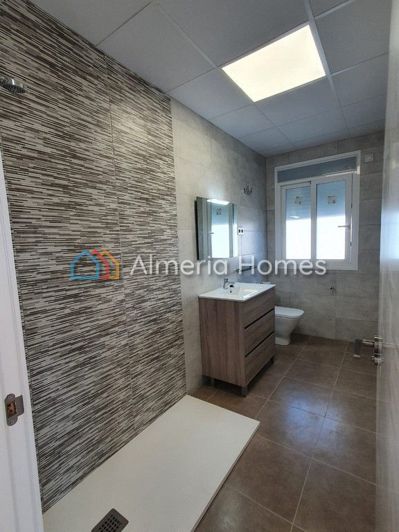 Image No.11-Villa de 3 chambres à vendre à Almeria