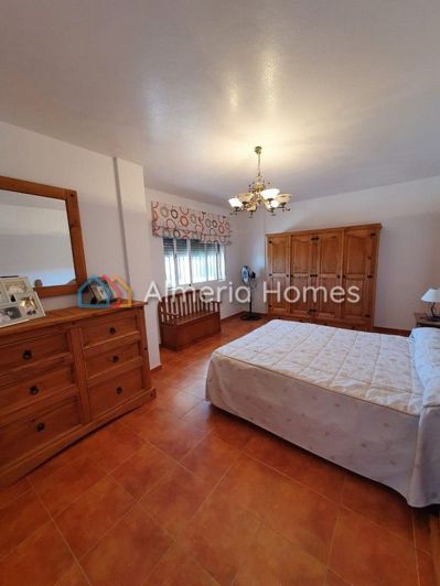 Image No.6-Villa de 4 chambres à vendre à Lorca