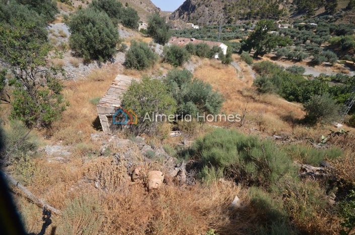 Image No.12-Maison de campagne de 4 chambres à vendre à Oria