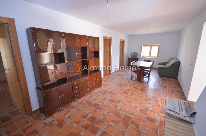 Image No.6-5 Bed Country House for sale