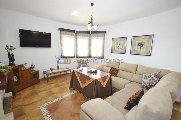 Image No.10-3 Bed Villa for sale