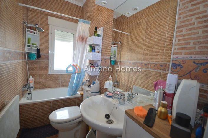 Image No.12-3 Bed Villa for sale