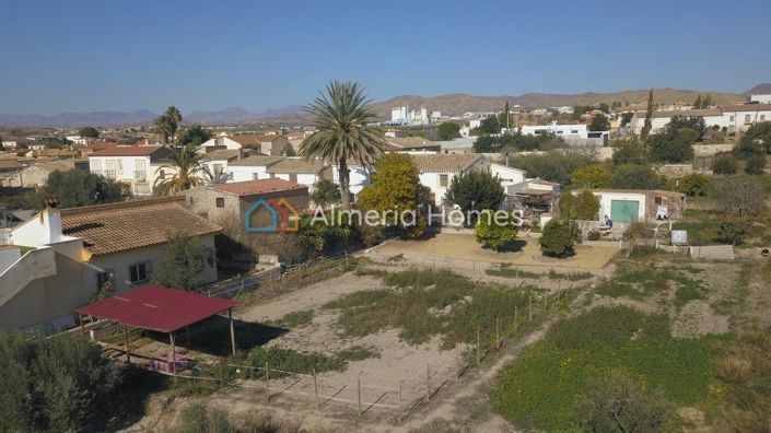 Image No.4-7 Bed Country House for sale