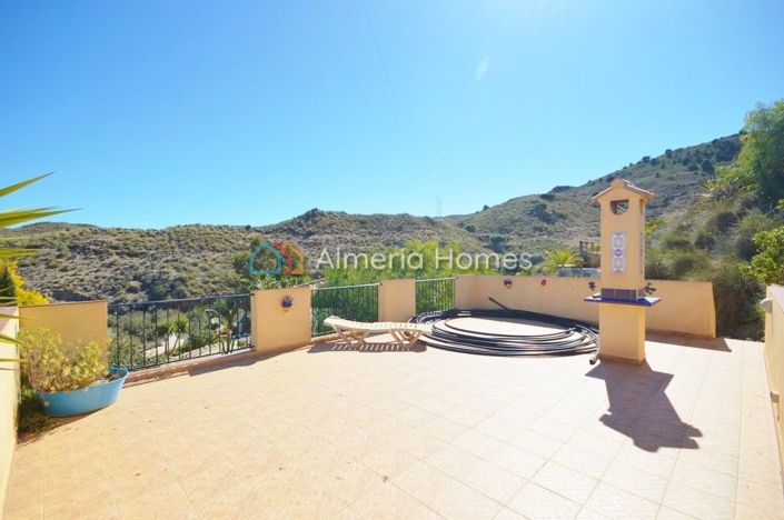 Image No.10-4 Bed Villa for sale