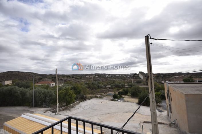 Image No.28-6 Bed Country House for sale