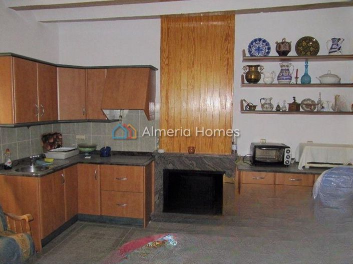 Image No.5-4 Bed Townhouse for sale