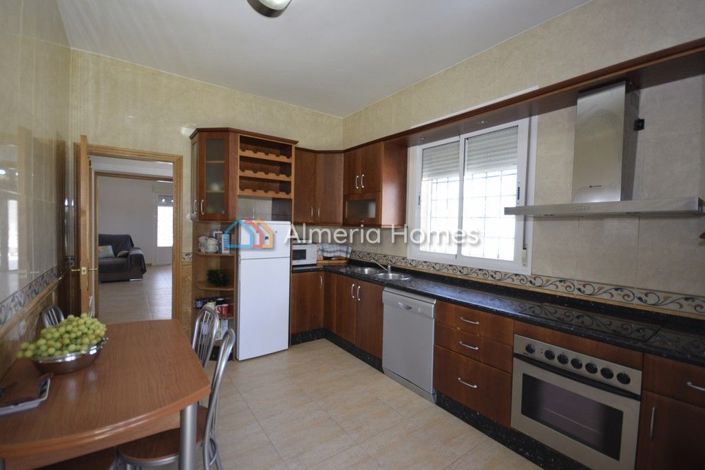 Image No.11-3 Bed Villa for sale