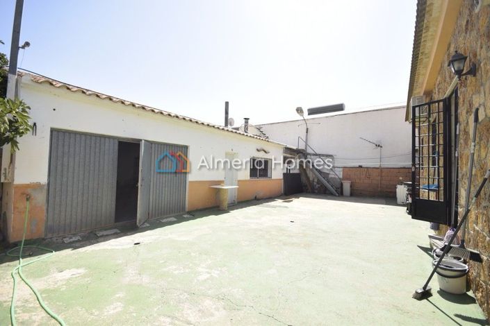 Image No.18-3 Bed Villa for sale