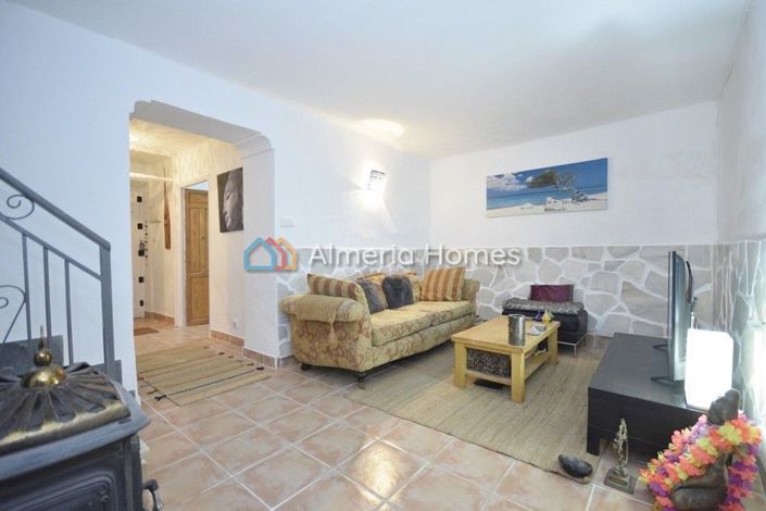 Image No.13-6 Bed Country House for sale