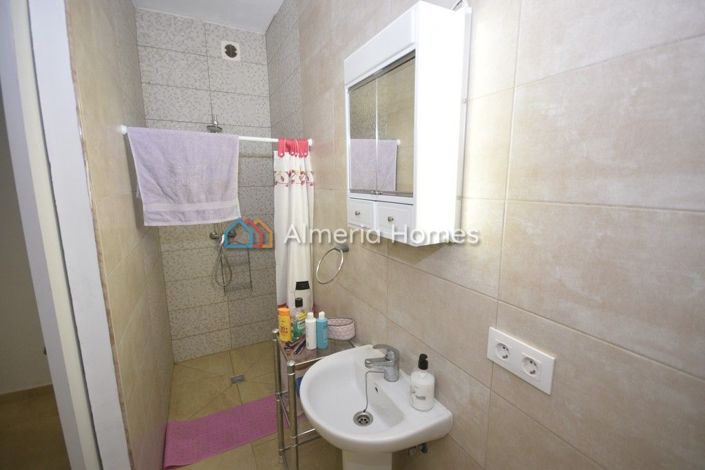 Image No.14-6 Bed Villa for sale