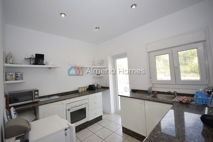 Image No.16-6 Bed Villa for sale