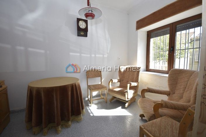 Image No.2-Maison de ville de 4 chambres à vendre à Oria