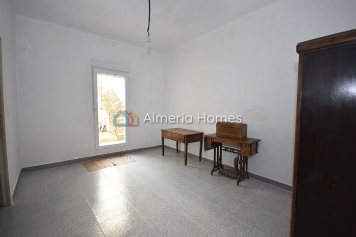 Image No.5-Maison de ville de 4 chambres à vendre à Oria