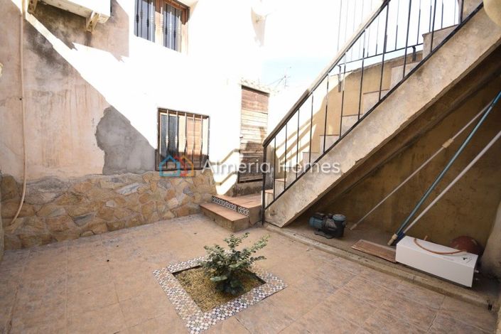 Image No.5-5 Bed Country House for sale