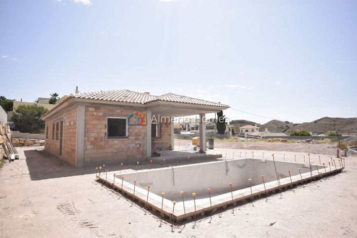 Image No.10-3 Bed Villa for sale