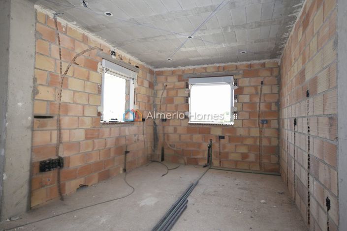 Image No.17-3 Bed Villa for sale