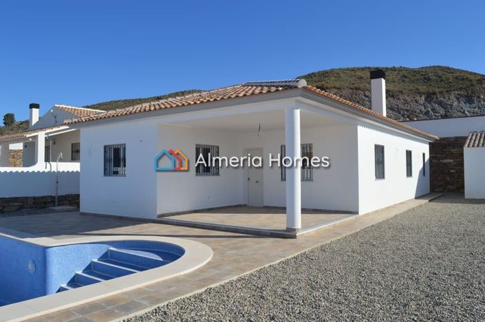 Image No.3-3 Bed Villa for sale