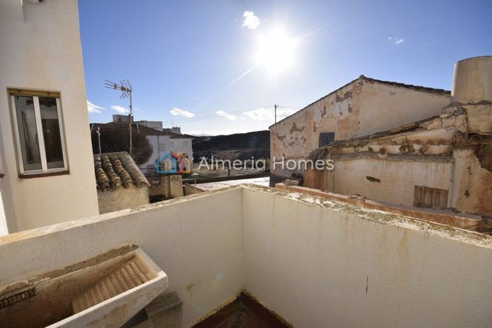 Image No.16-4 Bed Village House for sale