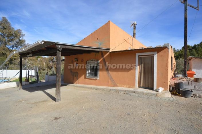Image No.1-Maison de campagne de 3 chambres à vendre à Purchena