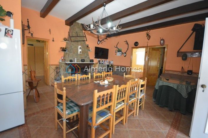Image No.5-3 Bed Country House for sale