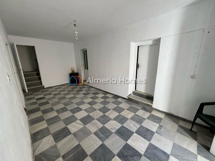 Image No.5-Maison de village de 5 chambres à vendre à Almeria