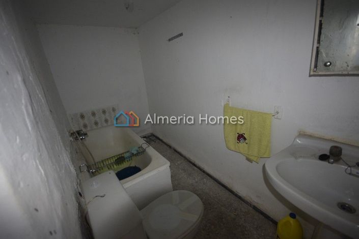 Image No.8-Maison de village de 5 chambres à vendre à Almeria