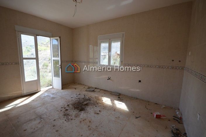 Image No.14-Villa de 4 chambres à vendre à Lubrín