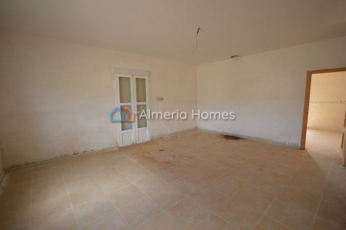 Image No.4-Villa de 4 chambres à vendre à Lubrín