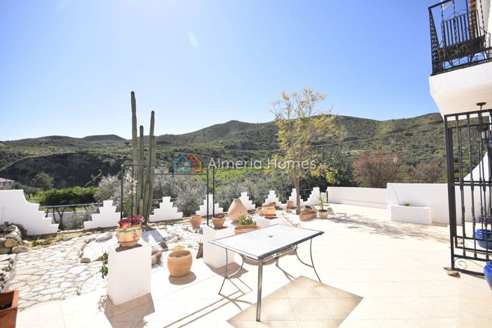 Image No.6-Maison de campagne de 7 chambres à vendre à Arboleas