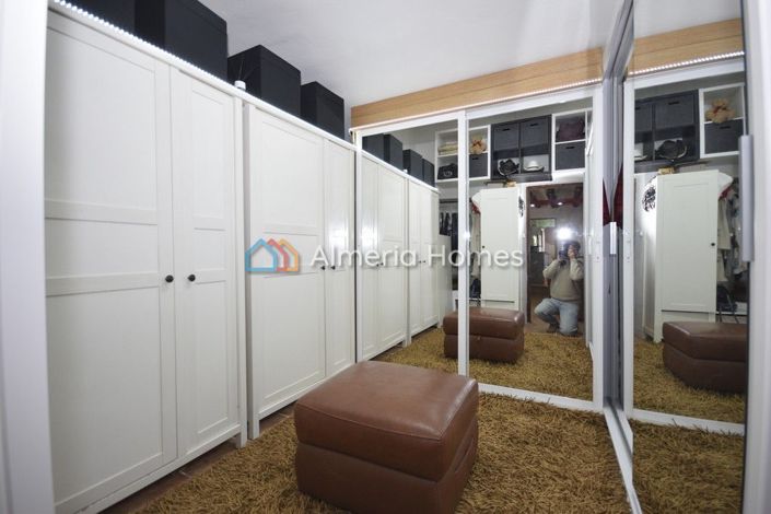 Image No.11-Maison de campagne de 6 chambres à vendre à Oria