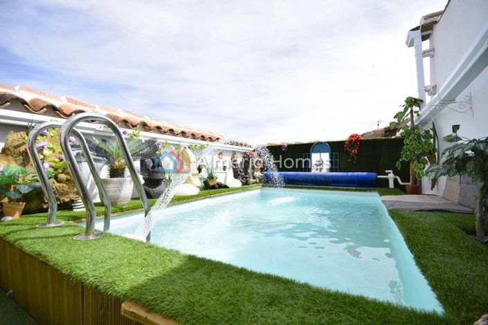 Image No.13-Maison de campagne de 6 chambres à vendre à Oria