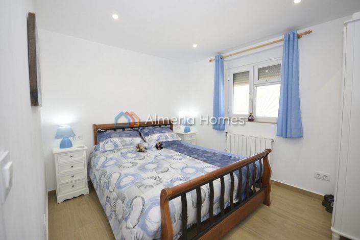 Image No.12-4 Bed Villa for sale