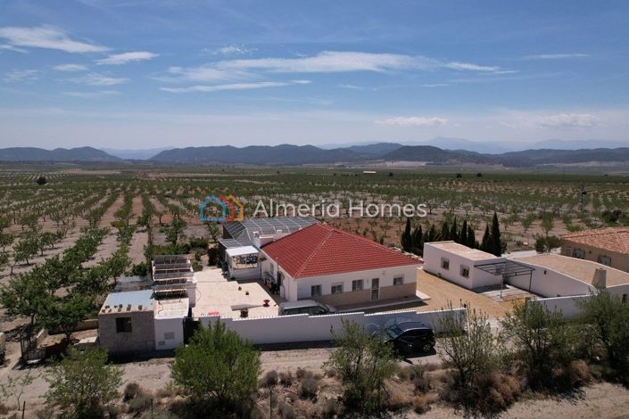 Image No.19-4 Bed Villa for sale