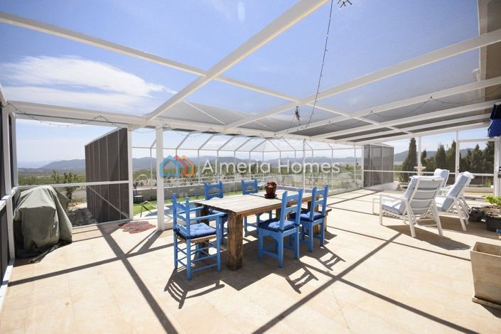 Image No.3-4 Bed Villa for sale