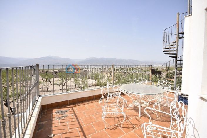 Image No.9-3 Bed Villa for sale