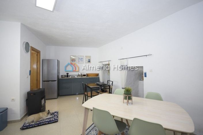 Image No.5-3 Bed House for sale