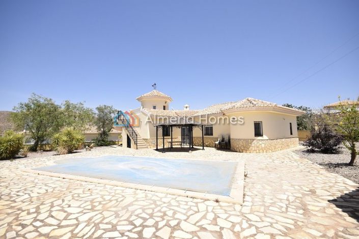 Image No.1-Villa de 4 chambres à vendre à Arboleas