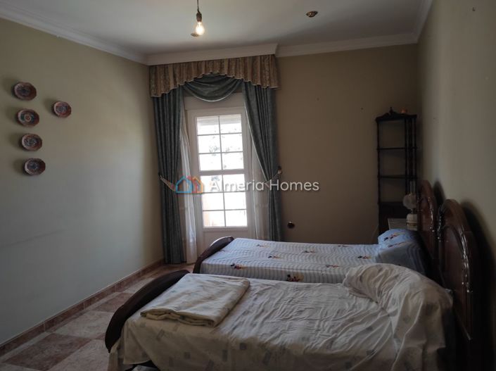 Image No.14-4 Bed Village House for sale