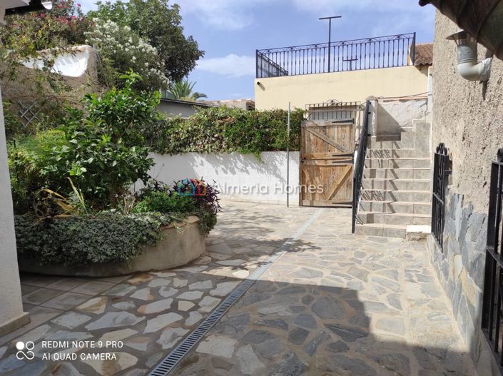 Image No.11-4 Bed Village House for sale