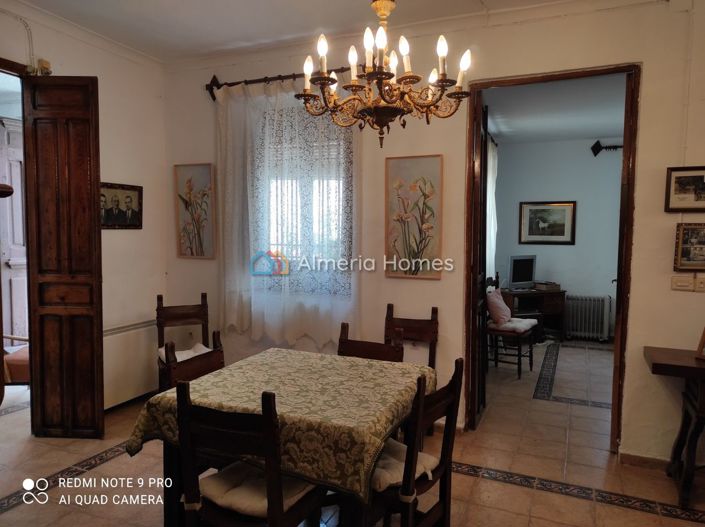 Image No.8-Maison de village de 5 chambres à vendre à Almeria