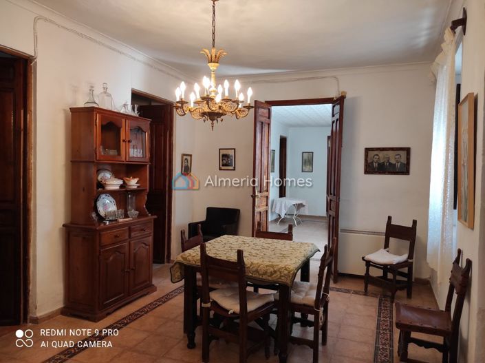 Image No.9-Maison de village de 5 chambres à vendre à Almeria