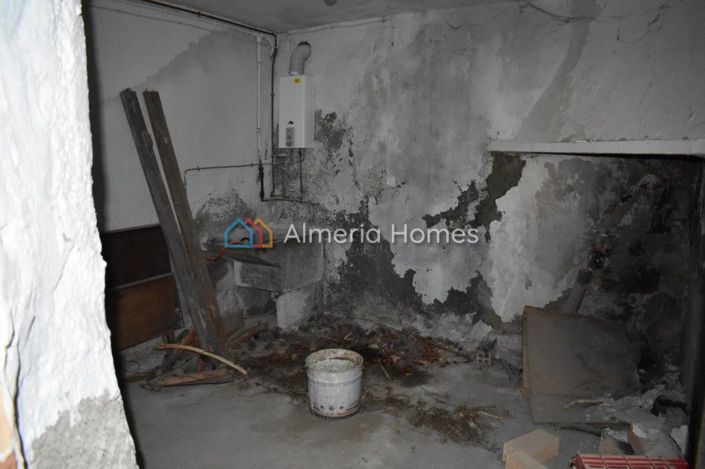 Image No.4-3 Bed Village House for sale