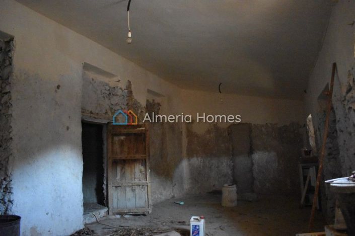 Image No.6-3 Bed Village House for sale