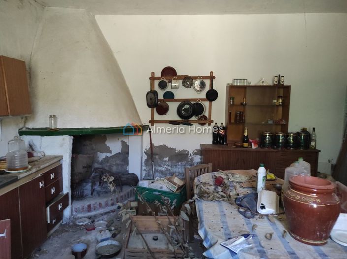 Image No.4-1 Bed Country House for sale