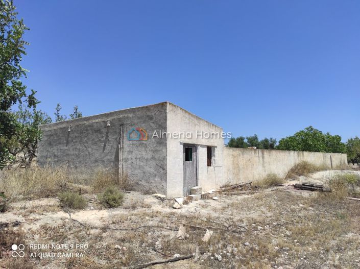 Image No.13-2 Bed Country House for sale