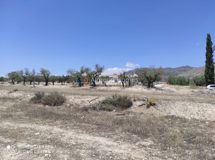 Image No.16-2 Bed Country House for sale