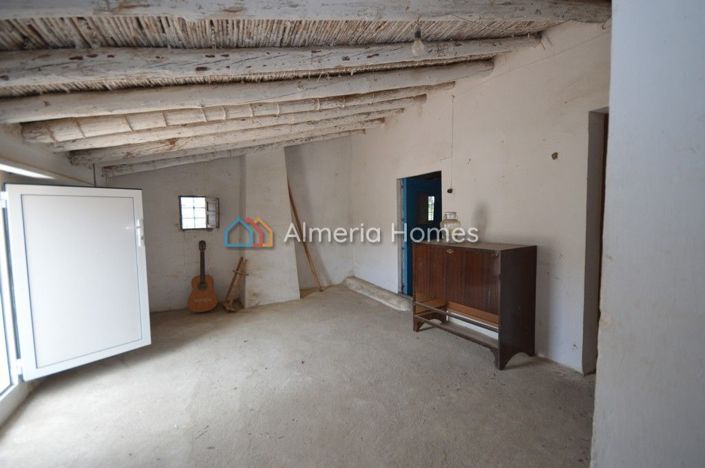 Image No.19-5 Bed Country House for sale